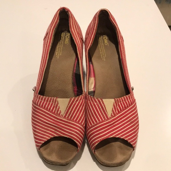TOMS peep-toe wedges - Picture 3 of 5